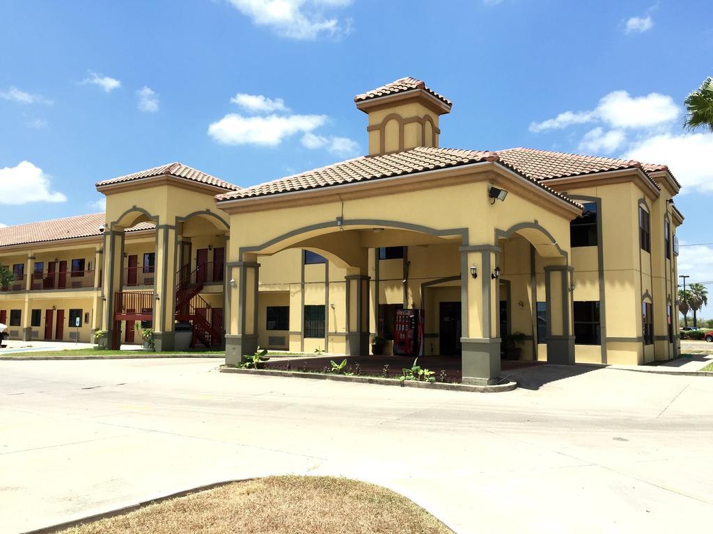 Boca Chica Inn&Suites Brownsville Esterno foto