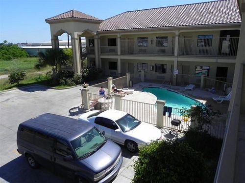 Boca Chica Inn&Suites Brownsville Esterno foto