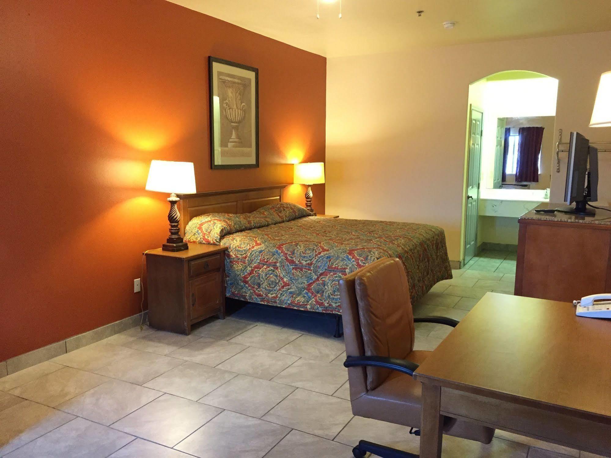 Boca Chica Inn&Suites Brownsville Esterno foto